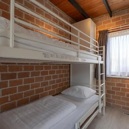 Boerenslag 19 Sint Maartenszee מלון