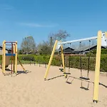 Boerenslag 19 Sint Maartenszee Szálloda *